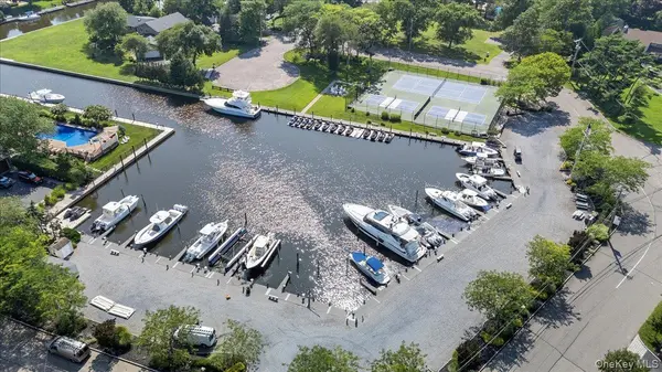7 The Keel, East Islip, NY 11730