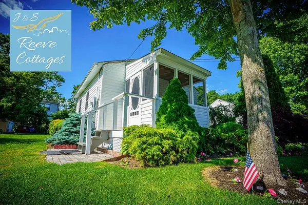 28 Whites LN, Aquebogue, NY 11931