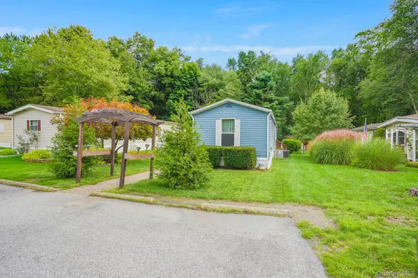 37 Feller RD, Poughkeepsie, NY 12603