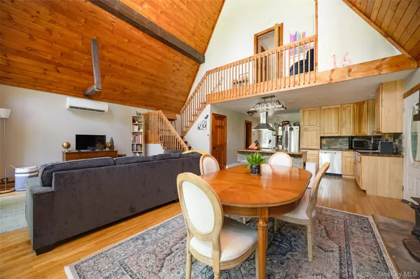 36 Greenwood DR, Beacon, NY 12508
