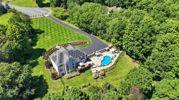 34 Woodcrest LN, Goshen, NY 10924