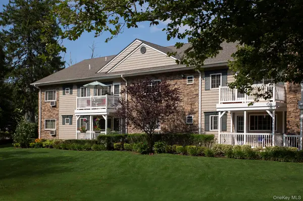 666 Veterans HWY #2-2F, Hauppauge, NY 11788