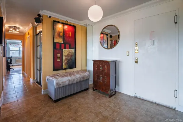 164-20 Highland AVE #7T, Jamaica Hills, NY 11432