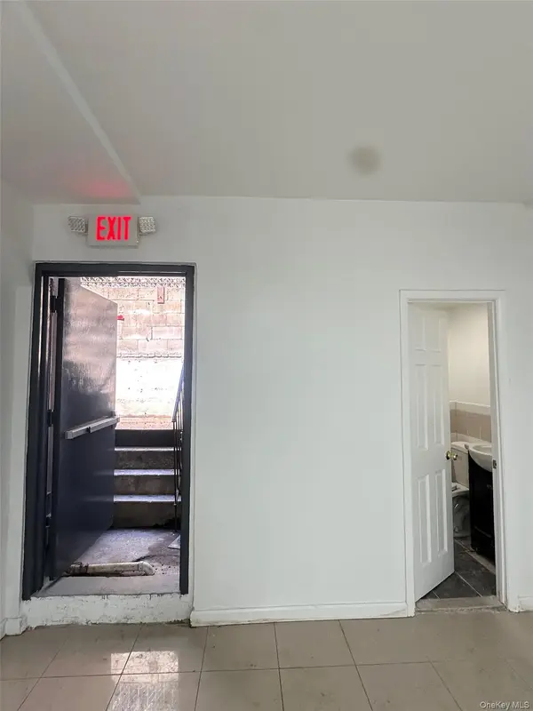 4222 College Point BLVD #Basement, Flushing, NY 11355