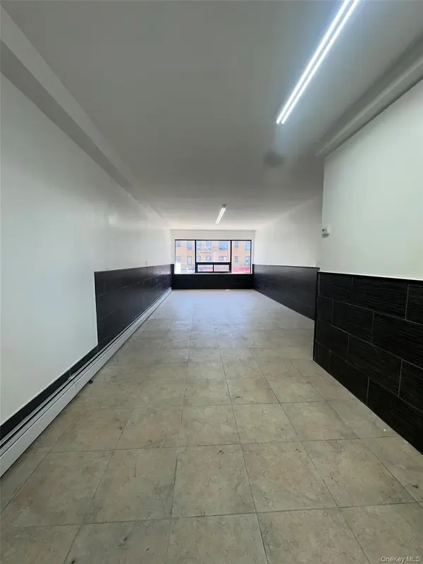 4222 College Point BLVD #2FL, Flushing, NY 11355