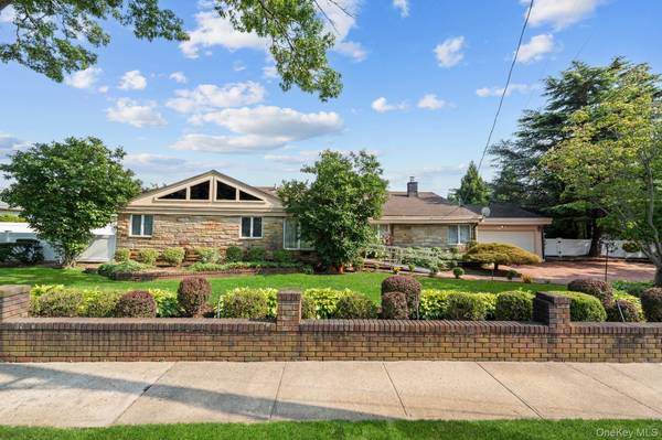171 S Kensington AVE, Rockville Centre, NY 11570