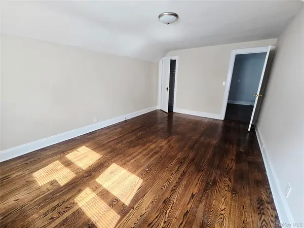 190 Bryant AVE, Floral Park, NY 11001