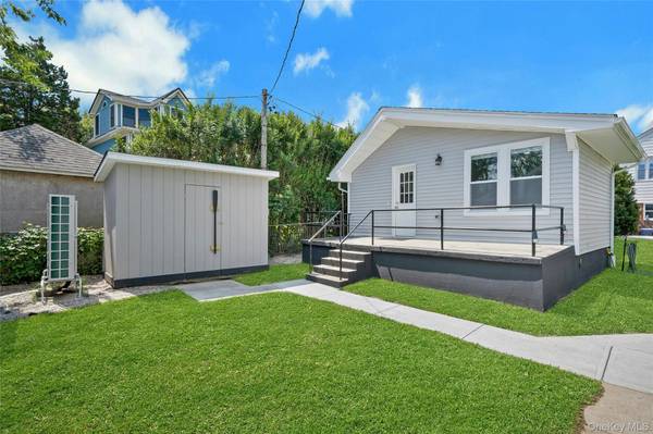 Address not disclosed, Bronx, NY 10464