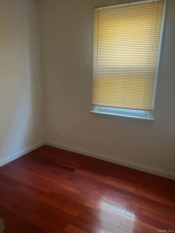 13028 58th RD, Flushing, NY 11355