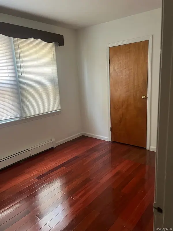 13028 58th RD, Flushing, NY 11355