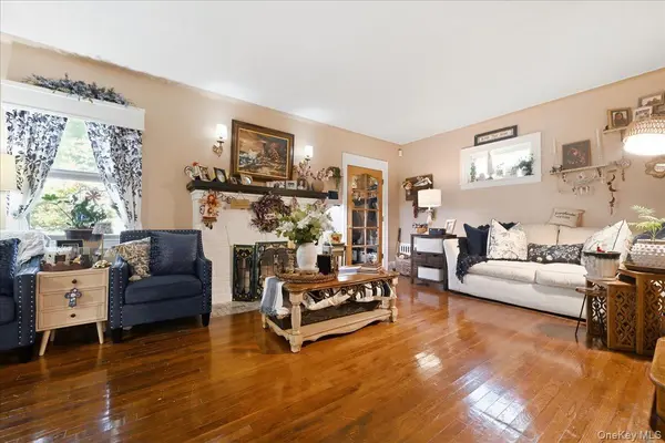 227 Sycamore ST, West Hempstead, NY 11552