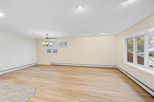 2470 Horace CT, Bellmore, NY 11710
