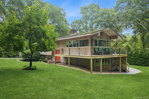 4 Lincoln ST, Sag Harbor, NY 11963