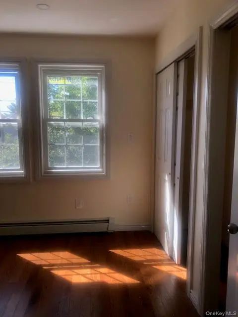 88-05 91st AVE, Woodhaven, NY 11421