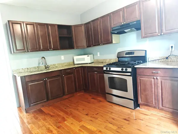 104 Winnikee AVE #3, Poughkeepsie, NY 12601