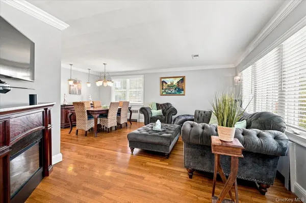 145 Bismark AVE, Valley Stream, NY 11581