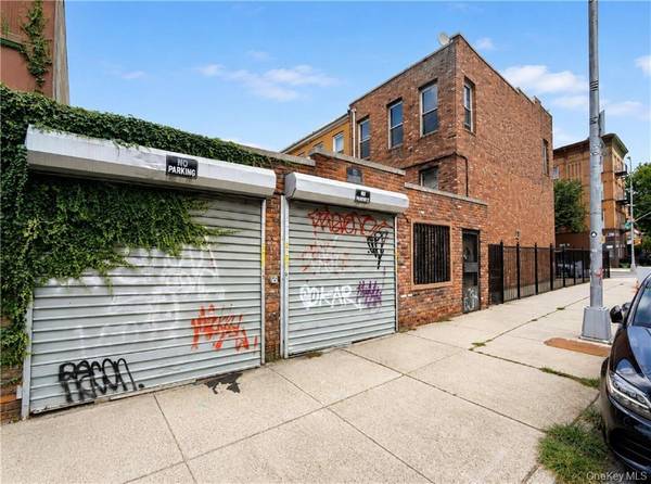 104 Albany AVE, Brooklyn, NY 11213