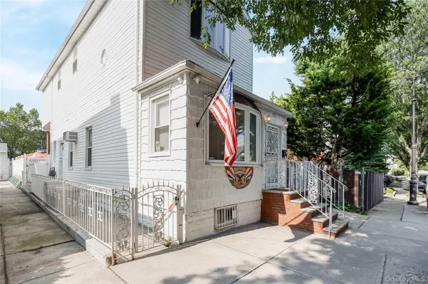 88-35 75th AVE, Glendale, NY 11385