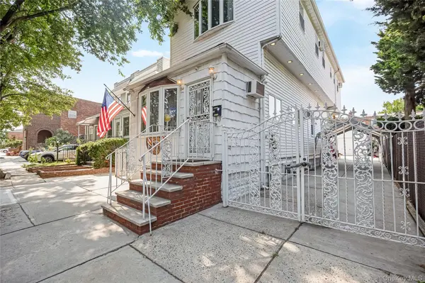 88-35 75th AVE, Glendale, NY 11385