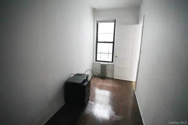 1881 Putnam AVE, Ridgewood, NY 11385