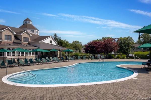 57 Cassa LOOP #57, Holtsville, NY 11742