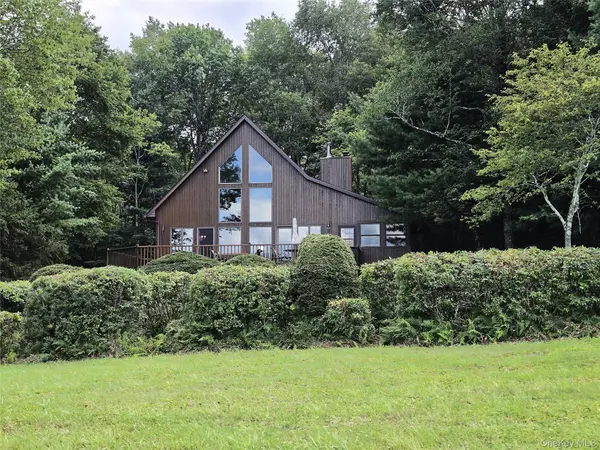 74 Oxford DR, White Lake, NY 12786