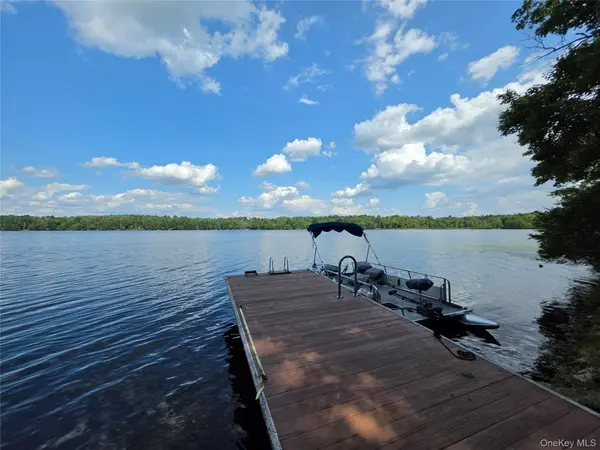 74 Oxford DR, White Lake, NY 12786