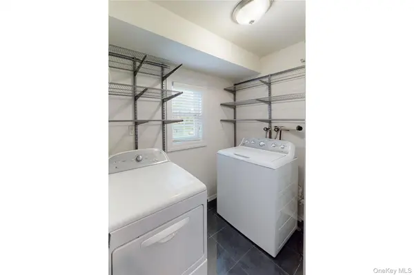 175 Overlook DR #175, Farmingville, NY 11738