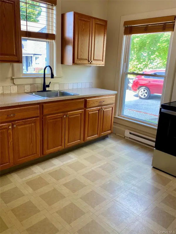 19 Memorial AVE #2, Pawling, NY 12564