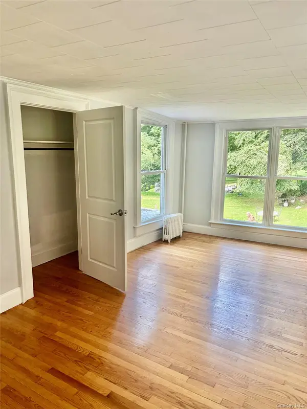15 Lipani RD #2, Cornwall On Hudson, NY 12520
