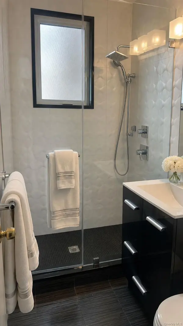 271 Cedarhurst AVE #E1, Cedarhurst, NY 11516