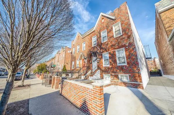 2545 98th ST, East Elmhurst, NY 11369