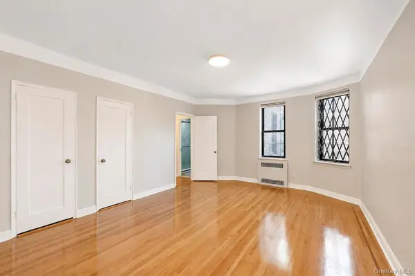 8009 35th AVE #D17, Jackson Heights, NY 11372