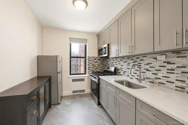 8009 35th AVE #D17, Jackson Heights, NY 11372