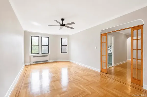 8009 35th AVE #D17, Jackson Heights, NY 11372