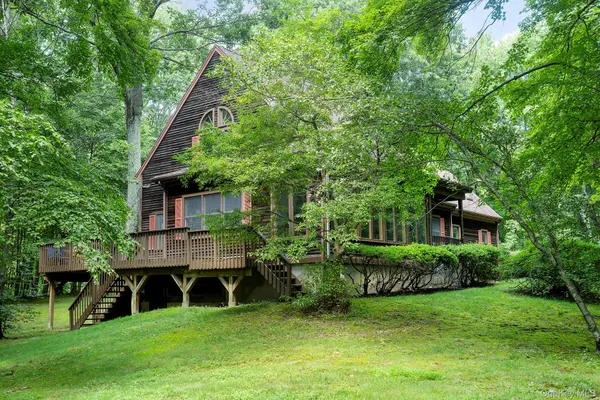137 Old Camby RD, Verbank, NY 12585