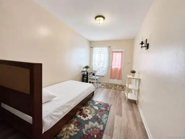 3059 82nd ST, East Elmhurst, NY 11370