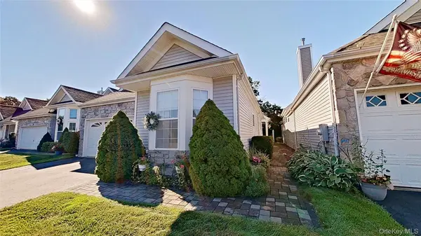 454 Leisure DR, Ridge, NY 11961