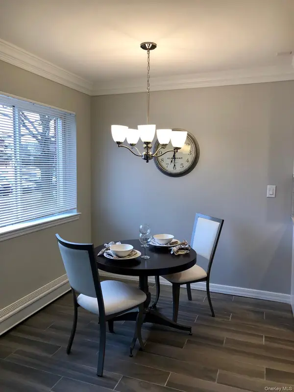 26 Williams BLVD #26-2c, Lake Grove, NY 11755