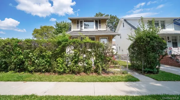 9221 Winchester BLVD, Queens Village, NY 11428