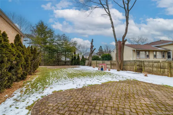 275 Central AVE #1, Lawrence, NY 11559