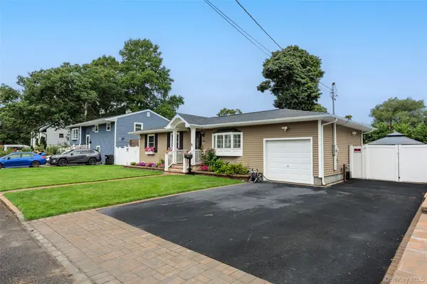 133 Missouri AVE, Bay Shore, NY 11706