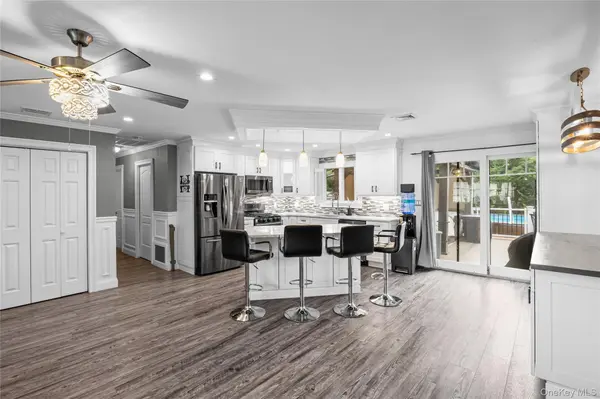 133 Missouri AVE, Bay Shore, NY 11706