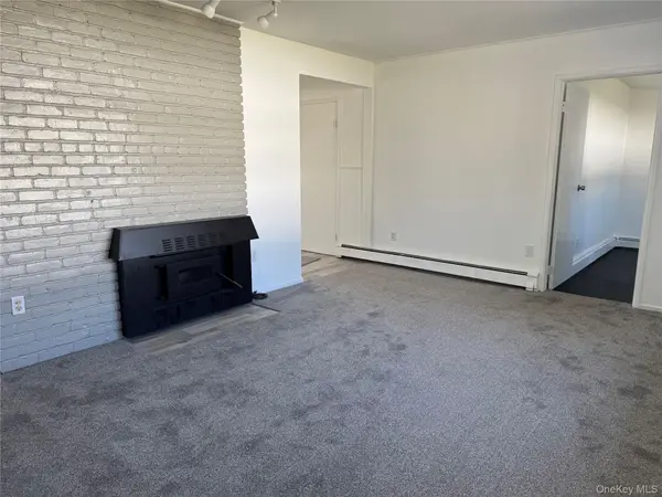 Address not disclosed, Levittown, NY 11756