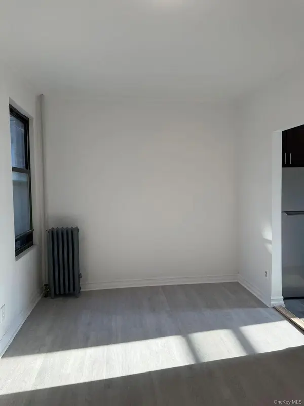 45-35 40th ST #2F, Sunnyside, NY 11104