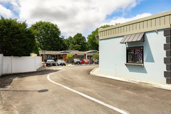815-817 Violet AVE, Hyde Park, NY 12538