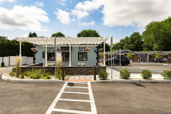 815-817 Violet AVE, Hyde Park, NY 12538