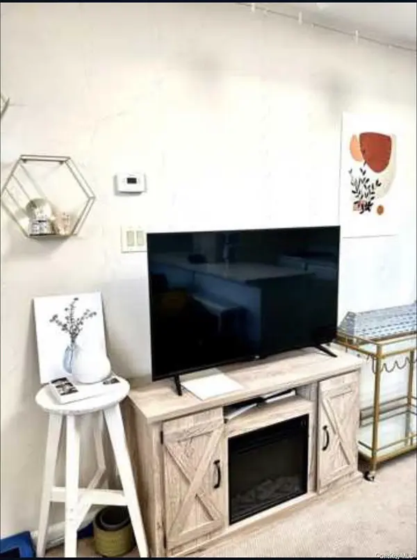 979 Oceanfront #8, Long Beach, NY 11561