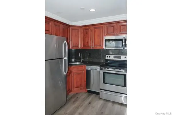 99 Prospect ST #5B, Babylon, NY 11702