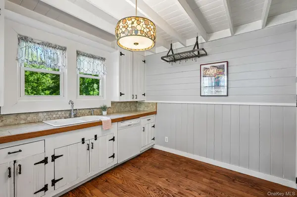 59 Deer TRL #B, Greenwood Lake, NY 10925